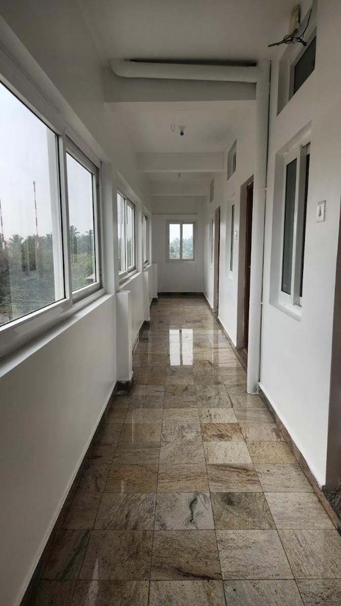 Urc Lodge Perundurai Exteriér fotografie
